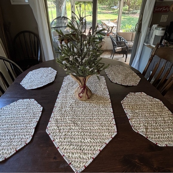 Vtg 50s Handmade Quilted Christmas Patchwork Table Runner & Placemats Farmhouse - Picture 5 of 10